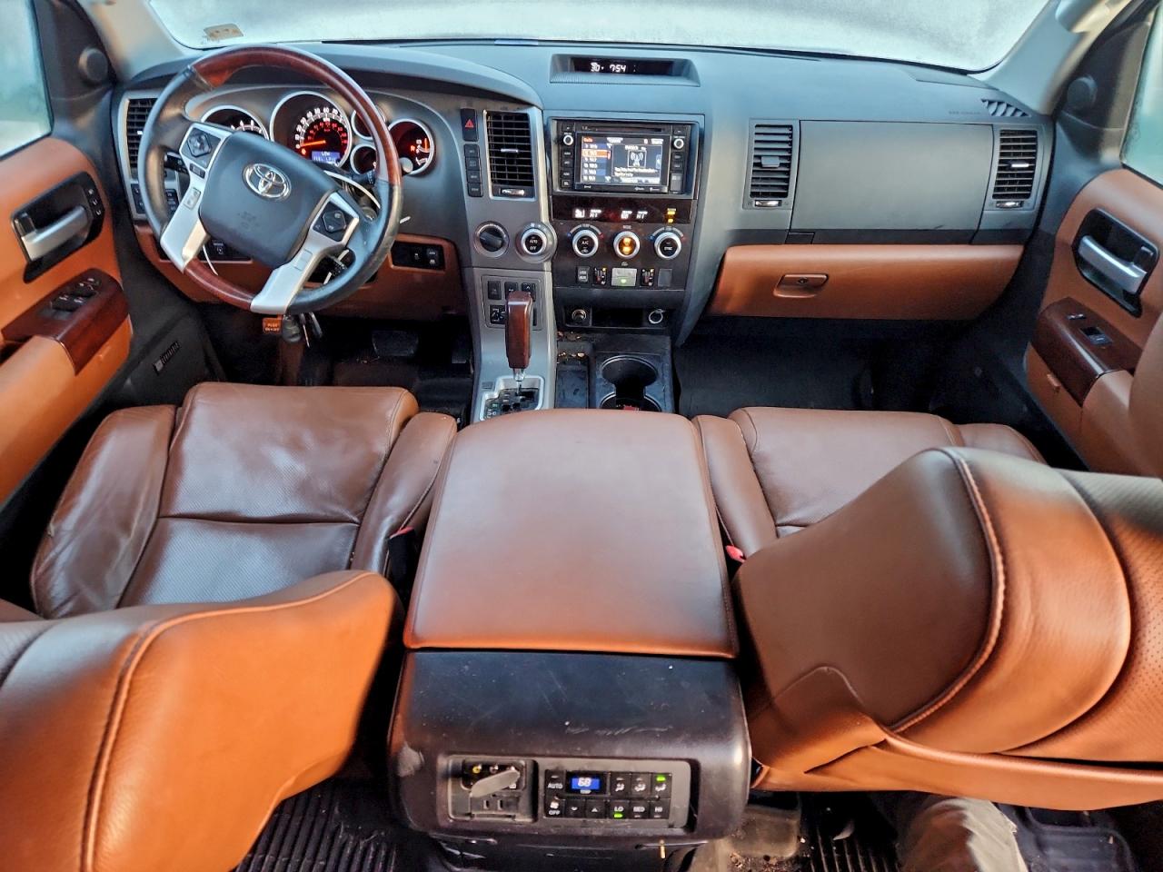 TOYOTA SEQUOIA PLATINUM