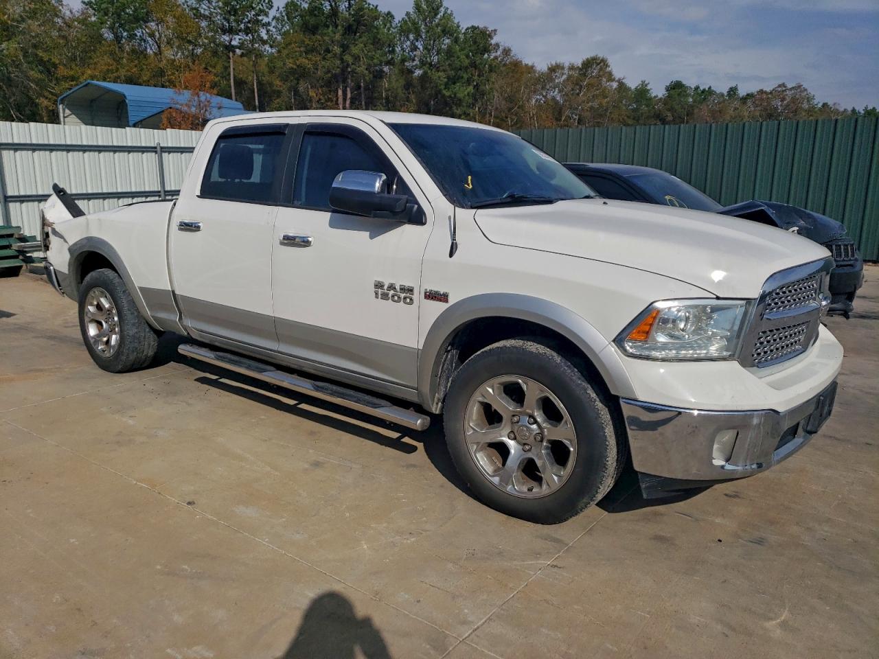 RAM 1500 LARAMIE