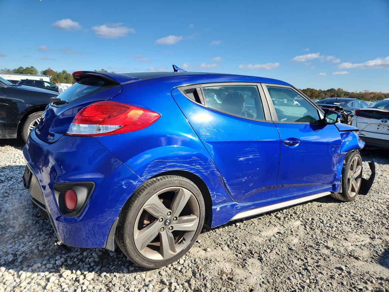 HYUNDAI VELOSTER TURBO