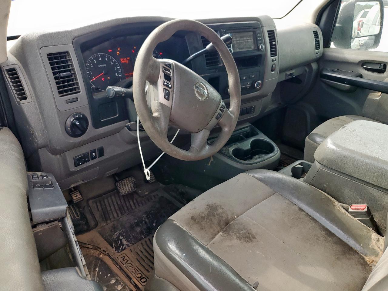 NISSAN NV1500 1500 S