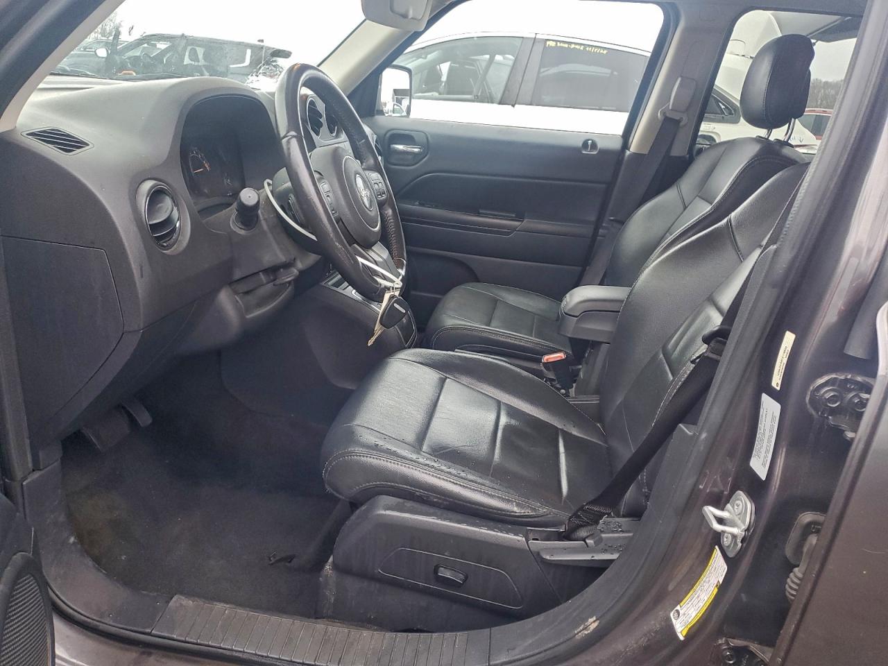 Lot #3311586834 2015 JEEP PATRIOT LA