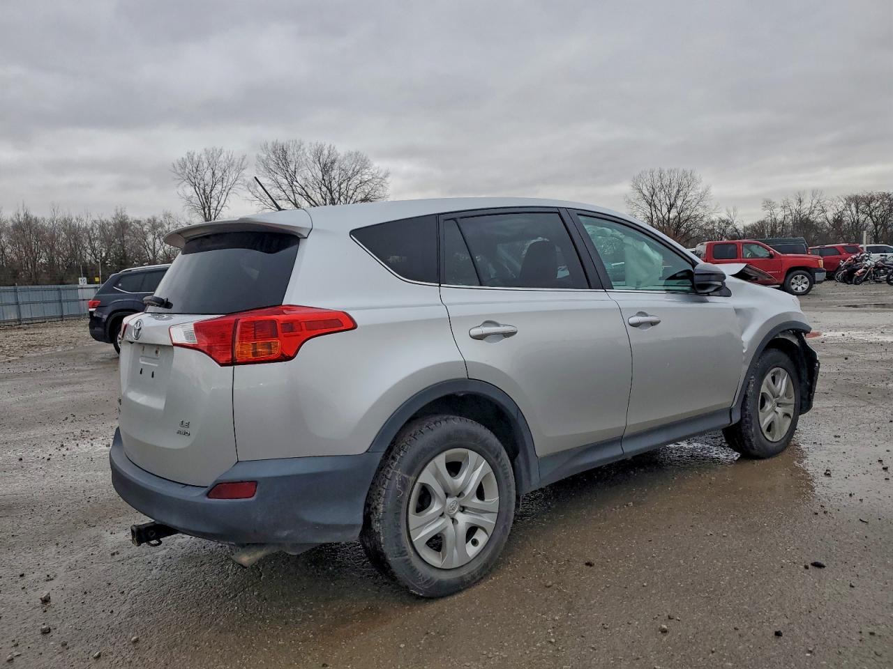 TOYOTA RAV4 LE