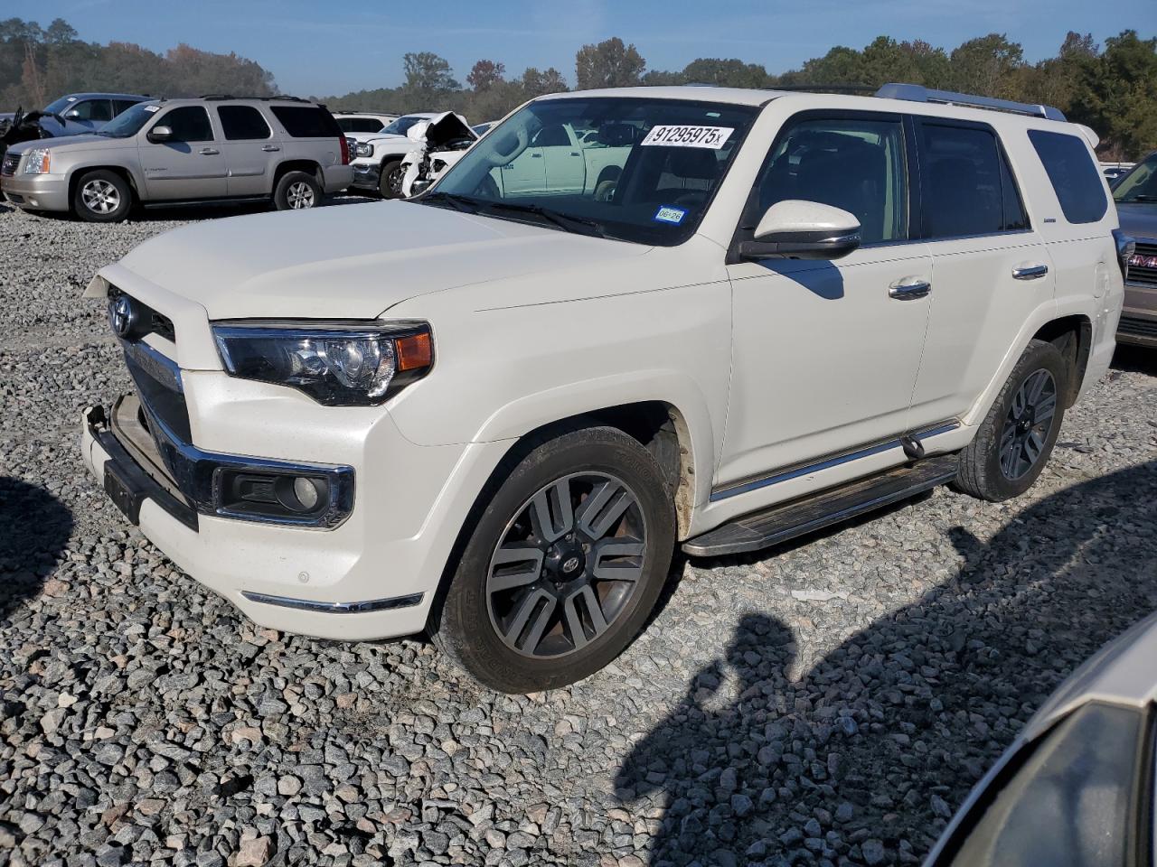 TOYOTA 4RUNNER SR5