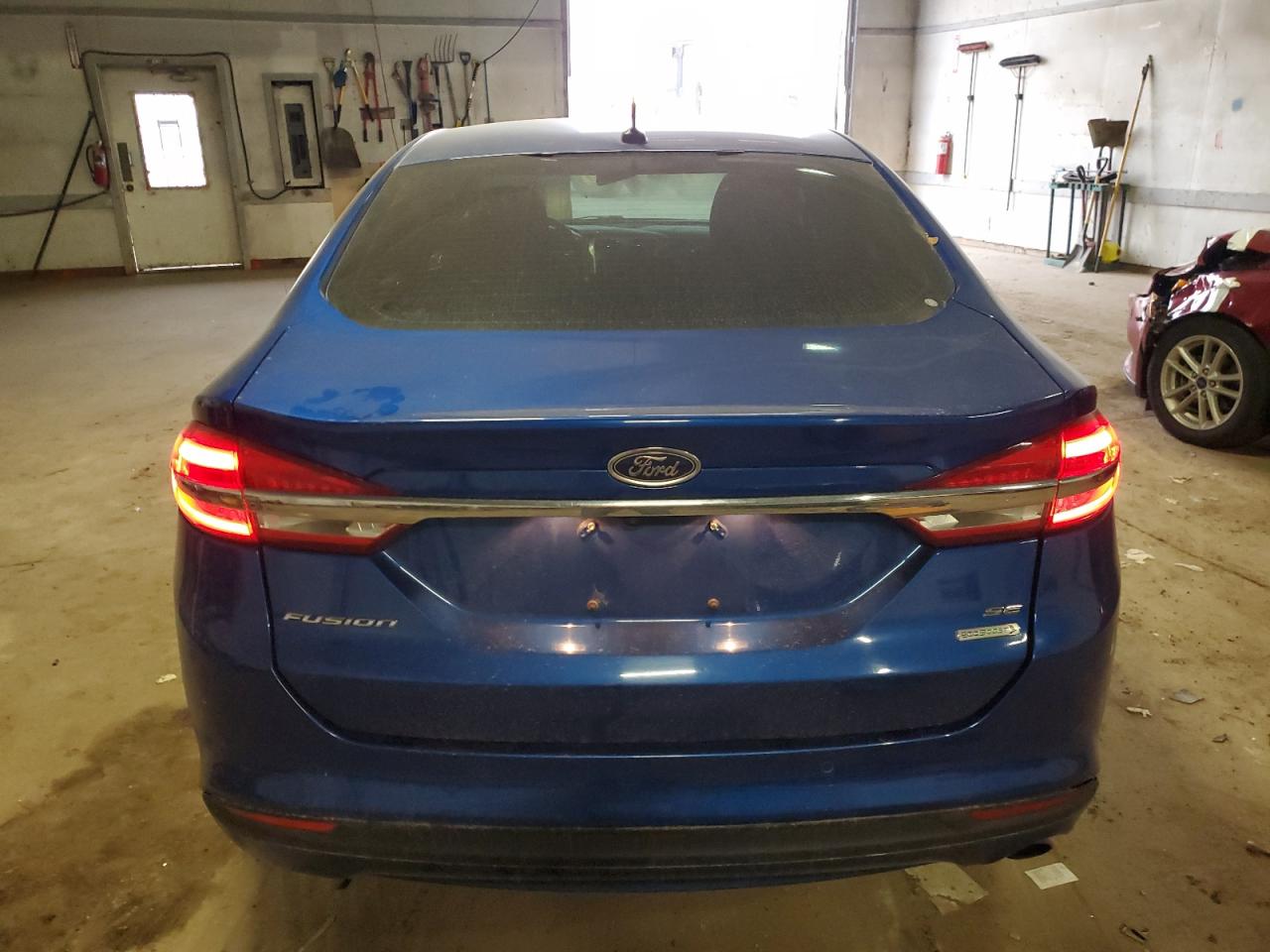 FORD FUSION SE