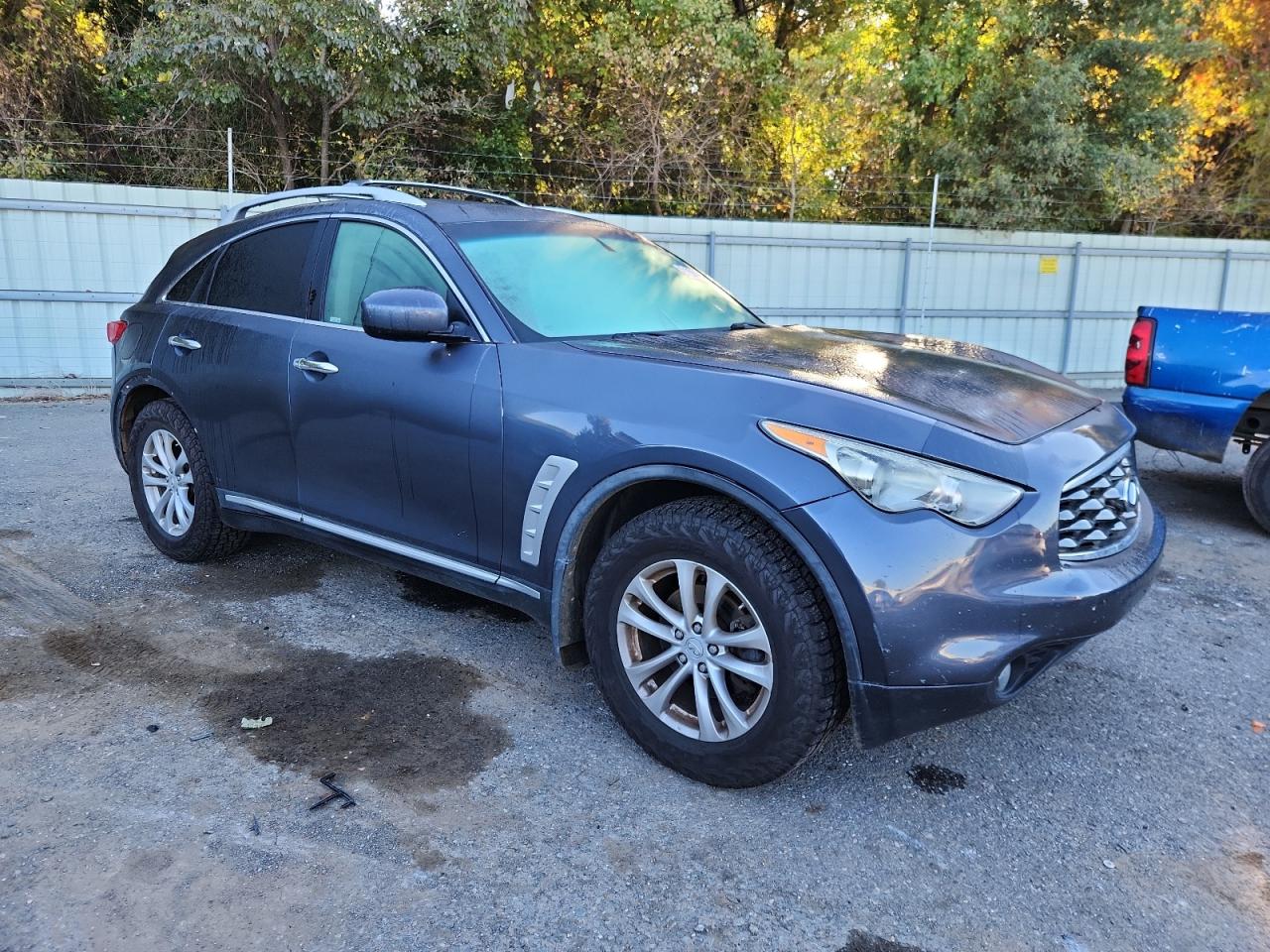 INFINITI FX35
