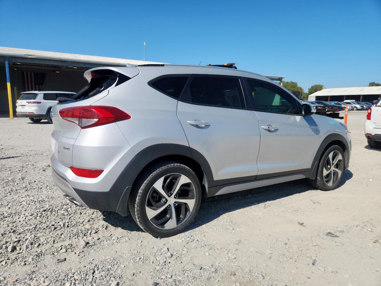 HYUNDAI TUCSON SPORT
