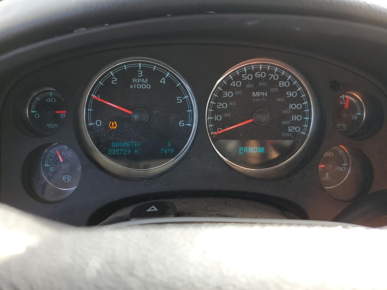 CHEVROLET TAHOE K1500 LTZ