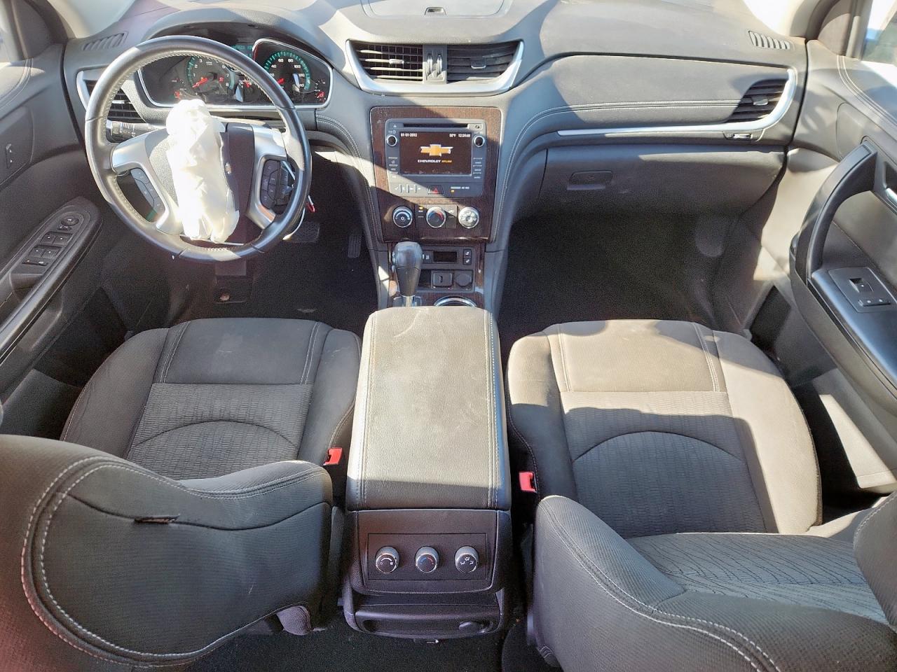 CHEVROLET TRAVERSE LT