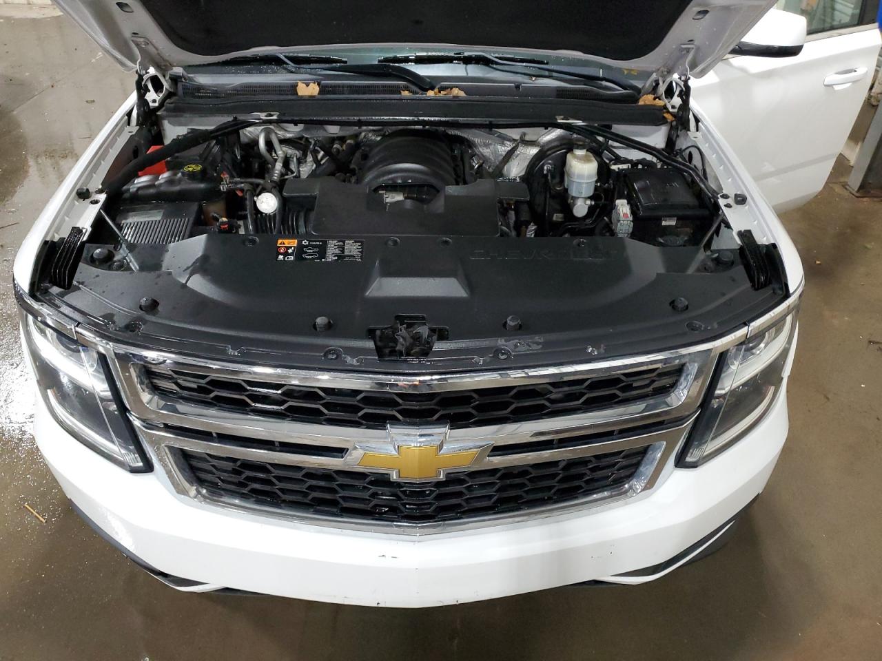 CHEVROLET SUBURBAN K1500 LT