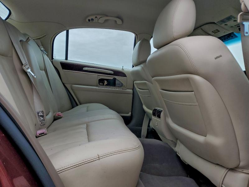 2003 LINCOLN TOWN CAR E #3302756353