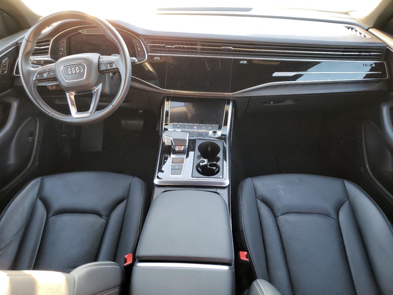 AUDI Q8 PREMIUM PLUS S-LINE