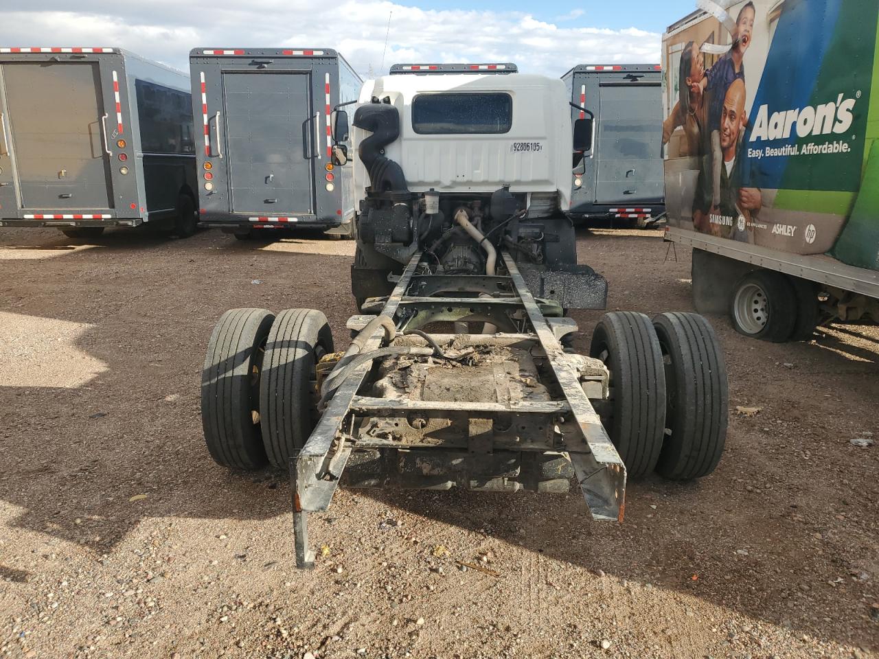 Lot #3294109946 2007 INTERNATIONAL CF 600