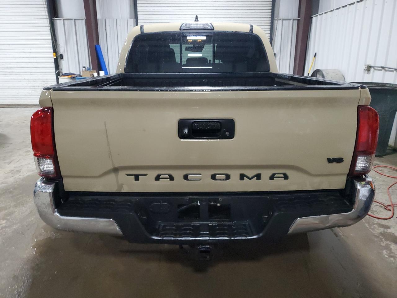 TOYOTA TACOMA DOUBLE CAB