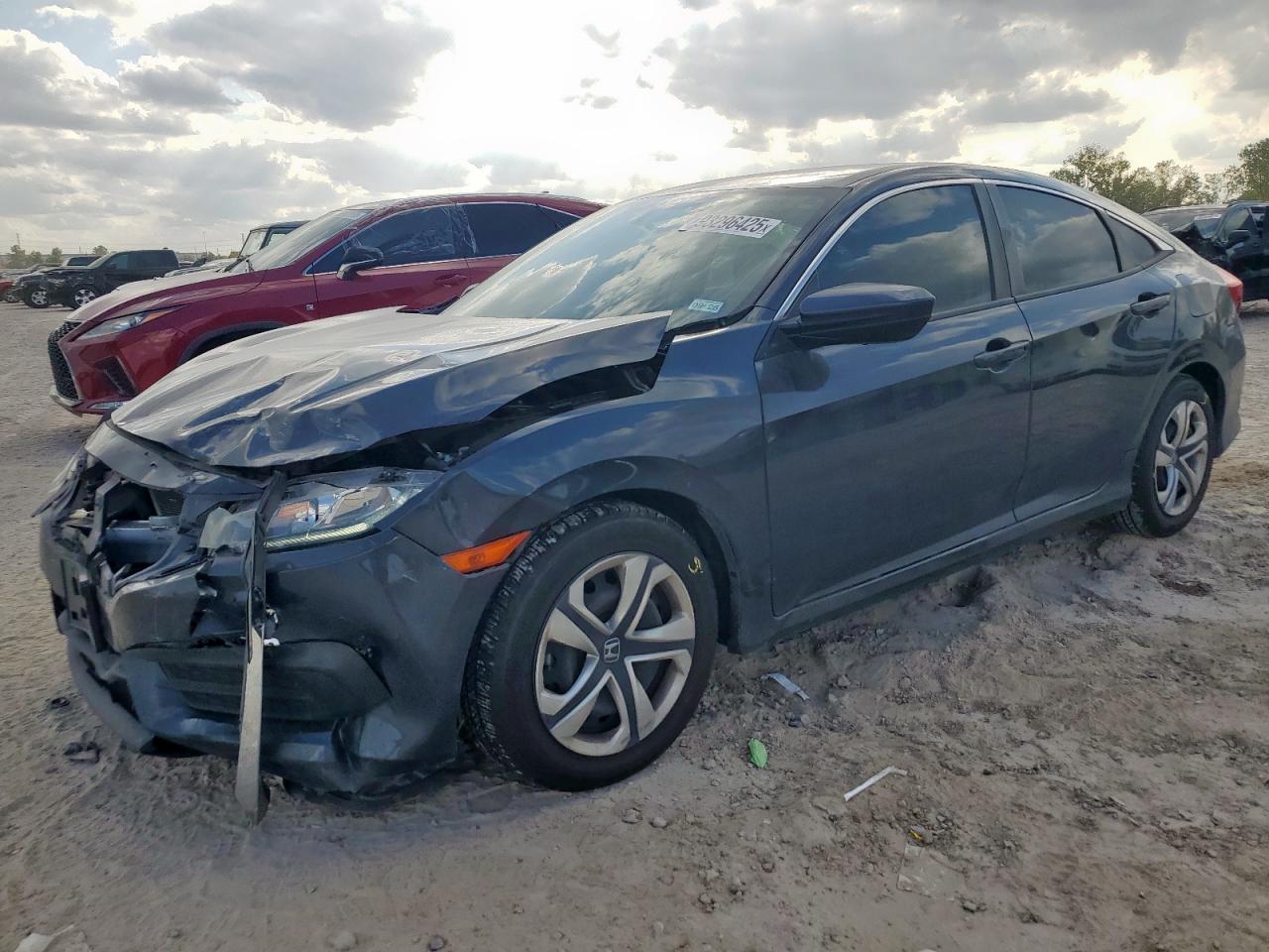 Lot #3318021407 2017 HONDA CIVIC LX