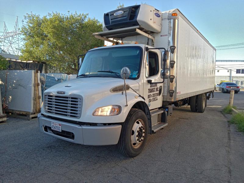 2015 FREIGHTLINER M2 106 MED #3303669929