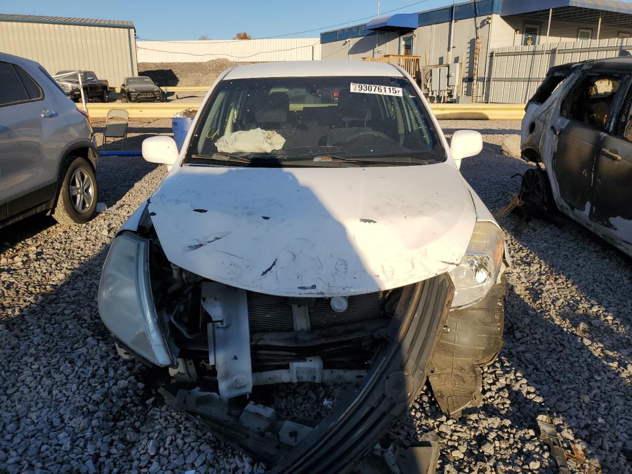 Lot #3309583591 2011 NISSAN VERSA S
