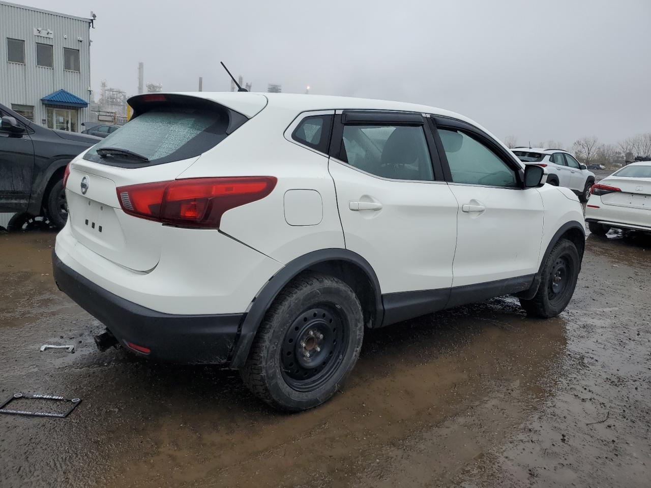 NISSAN ROGUE SPORT S