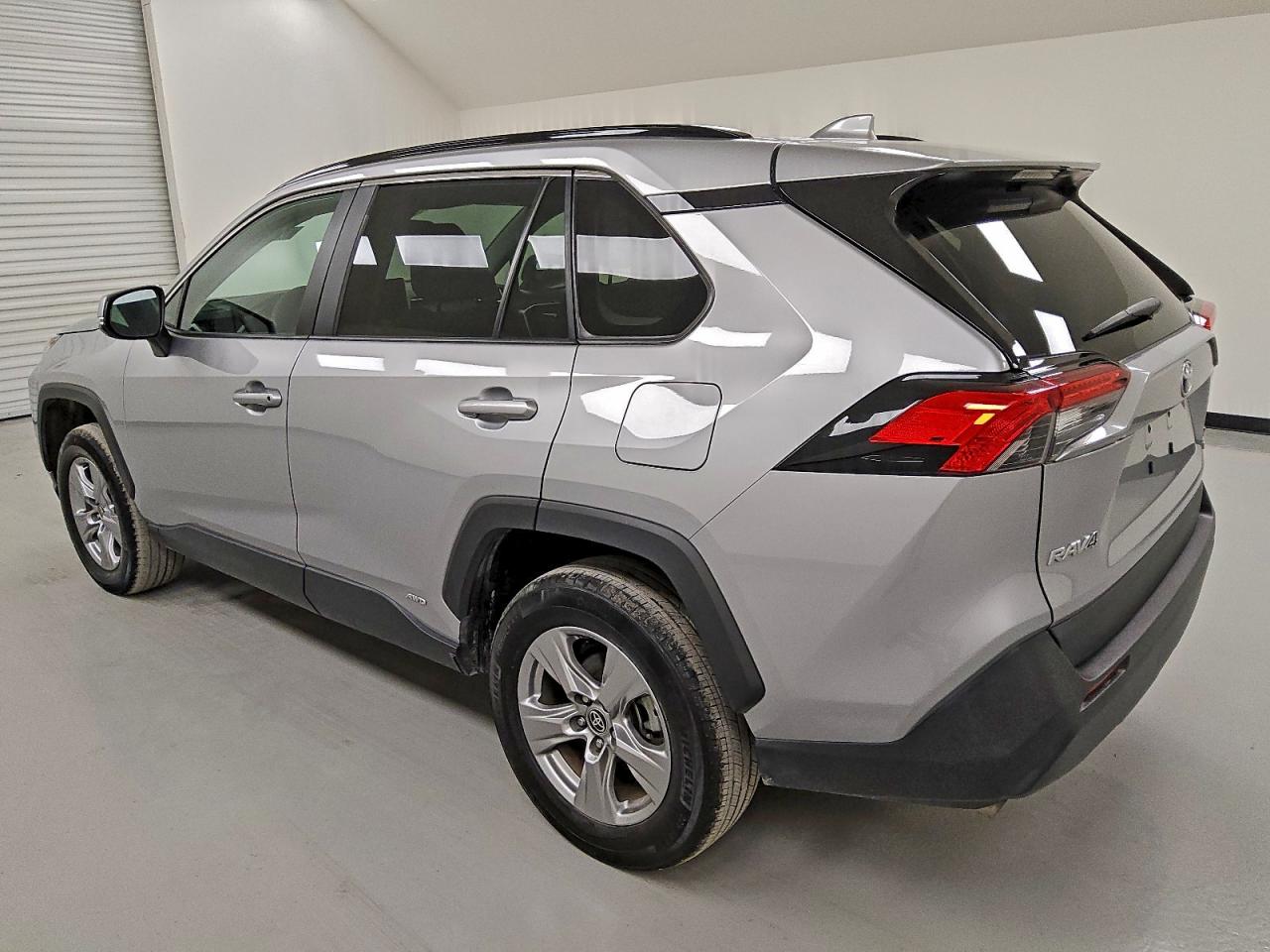 Lot #3305424454 2023 TOYOTA RAV4 XLE