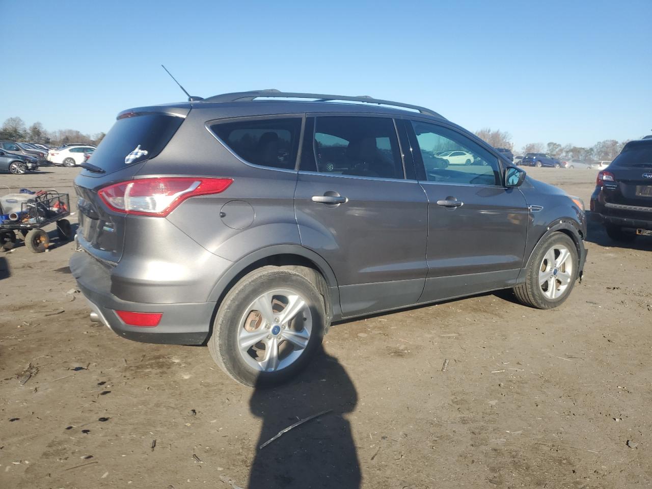 FORD ESCAPE SE