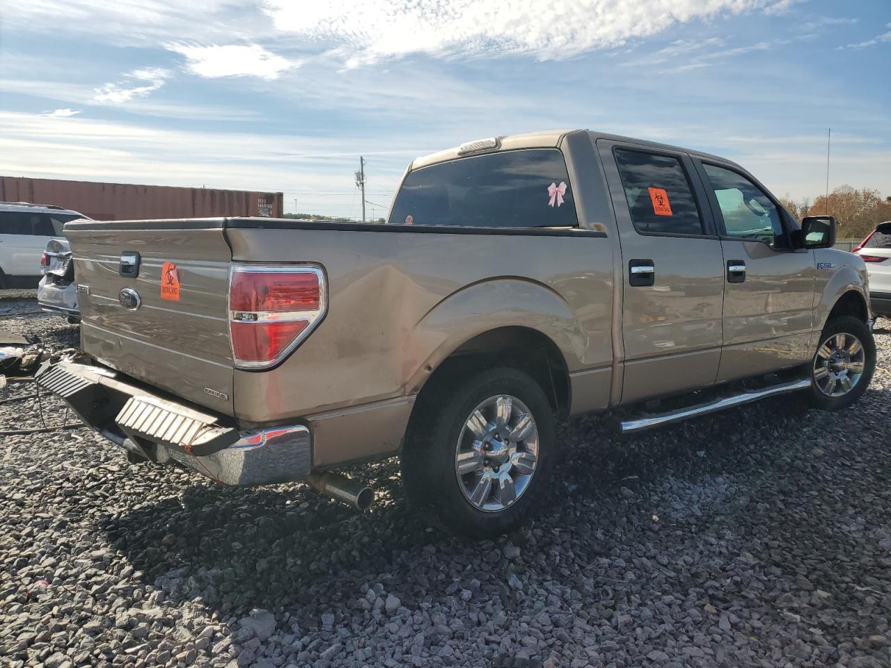 FORD F-150 SUPERCREW