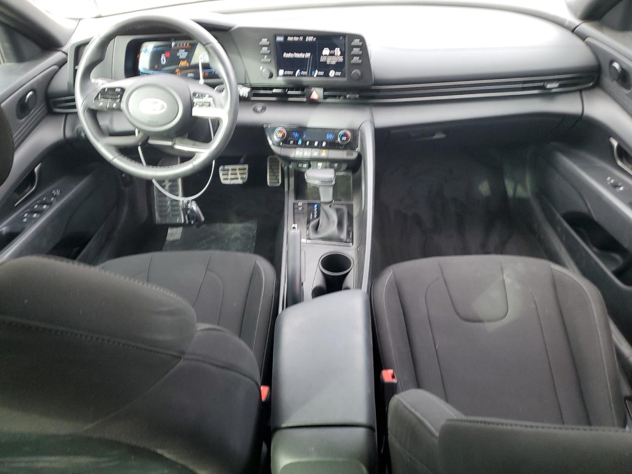 HYUNDAI ELANTRA SEL SPORT