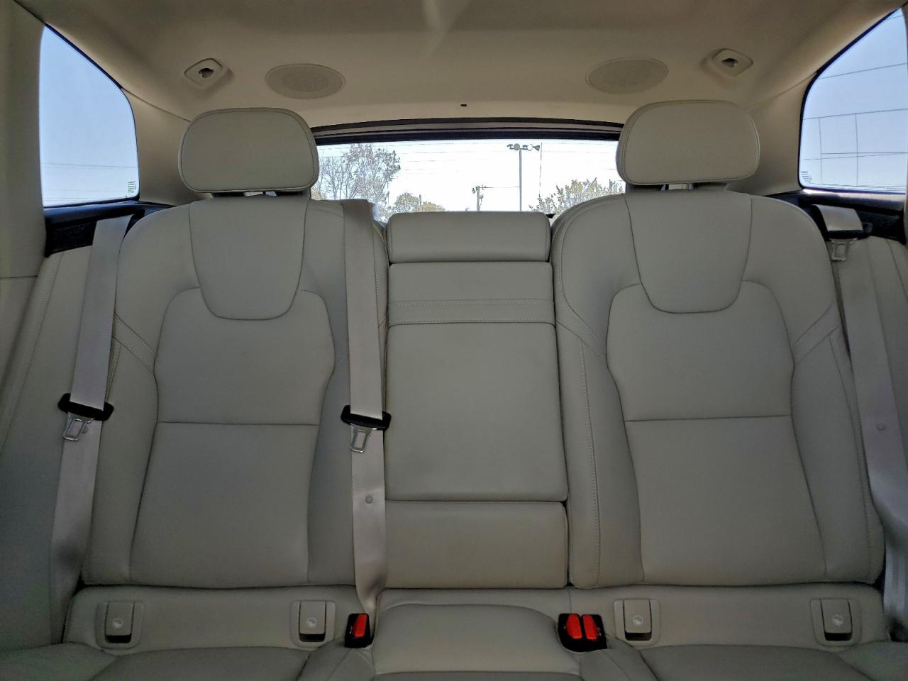 VOLVO XC60 T5 INSCRIPTION