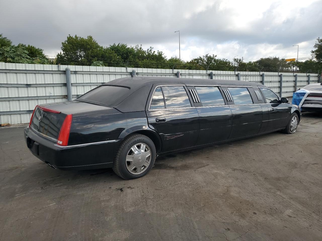 Lot #3294155942 2006 CADILLAC PROFESSION