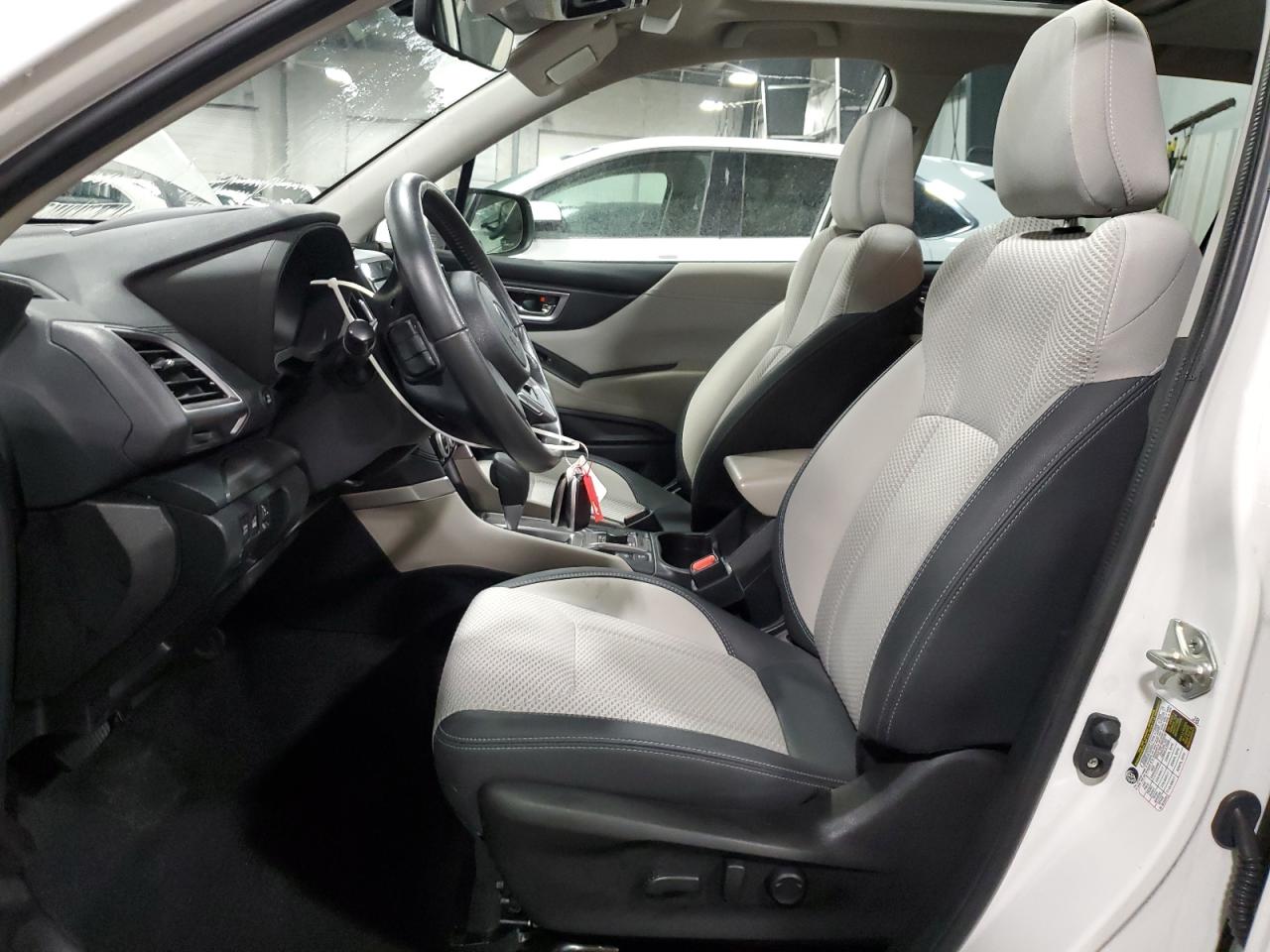 SUBARU FORESTER PREMIUM