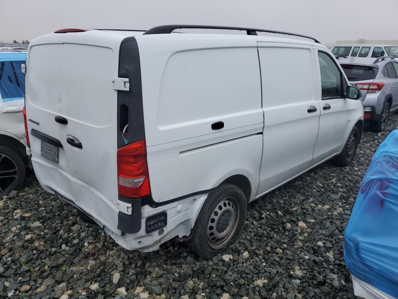 MERCEDES-BENZ METRIS