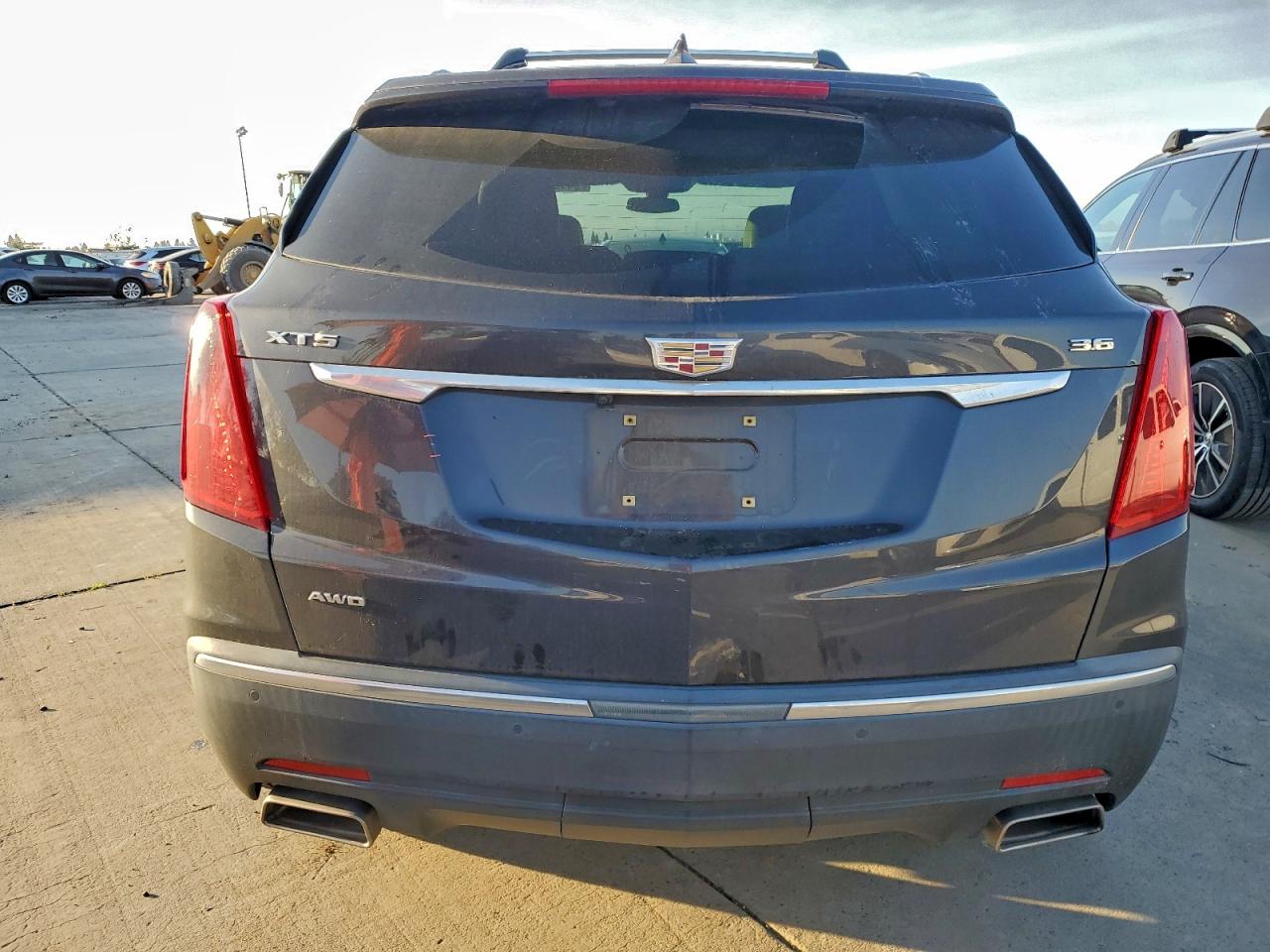 CADILLAC XT5 LUXURY