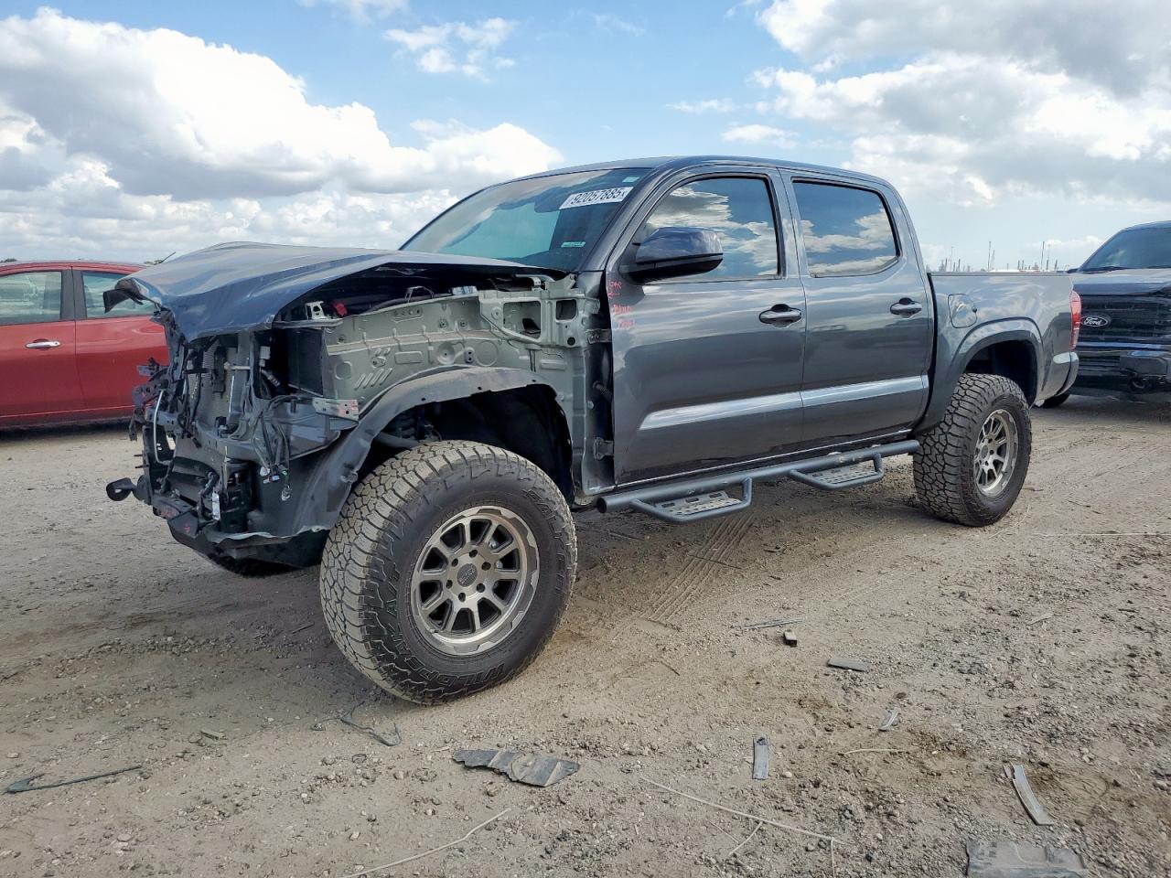 Lot #3304955943 2023 TOYOTA TACOMA DOU