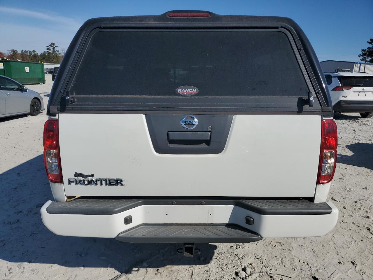 NISSAN FRONTIER S