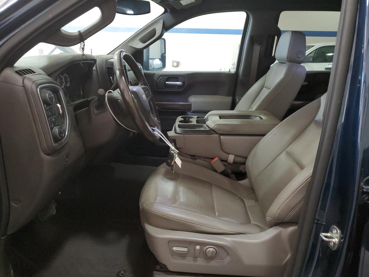 CHEVROLET SILVERADO K1500 LT