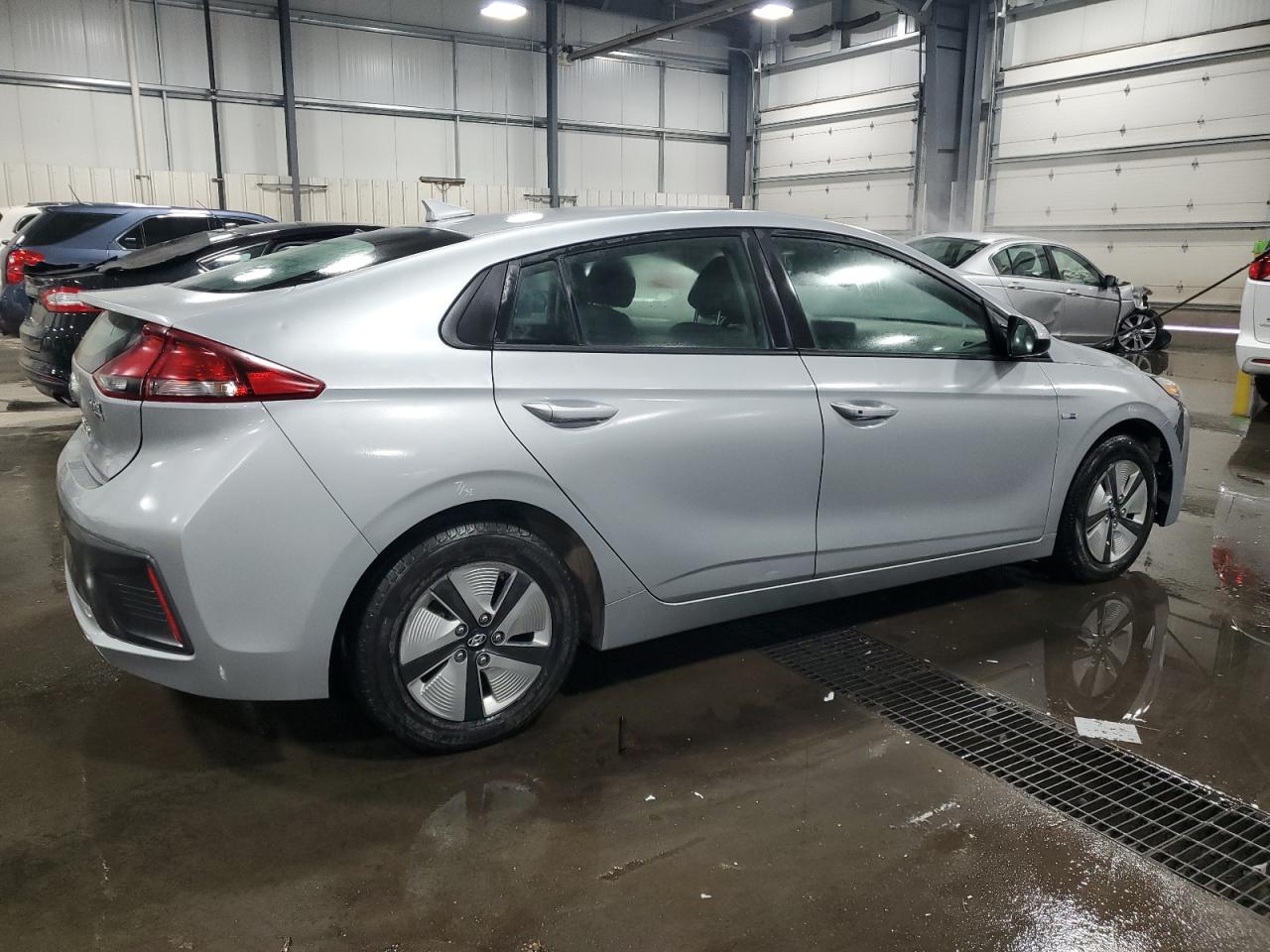 HYUNDAI IONIQ BLUE