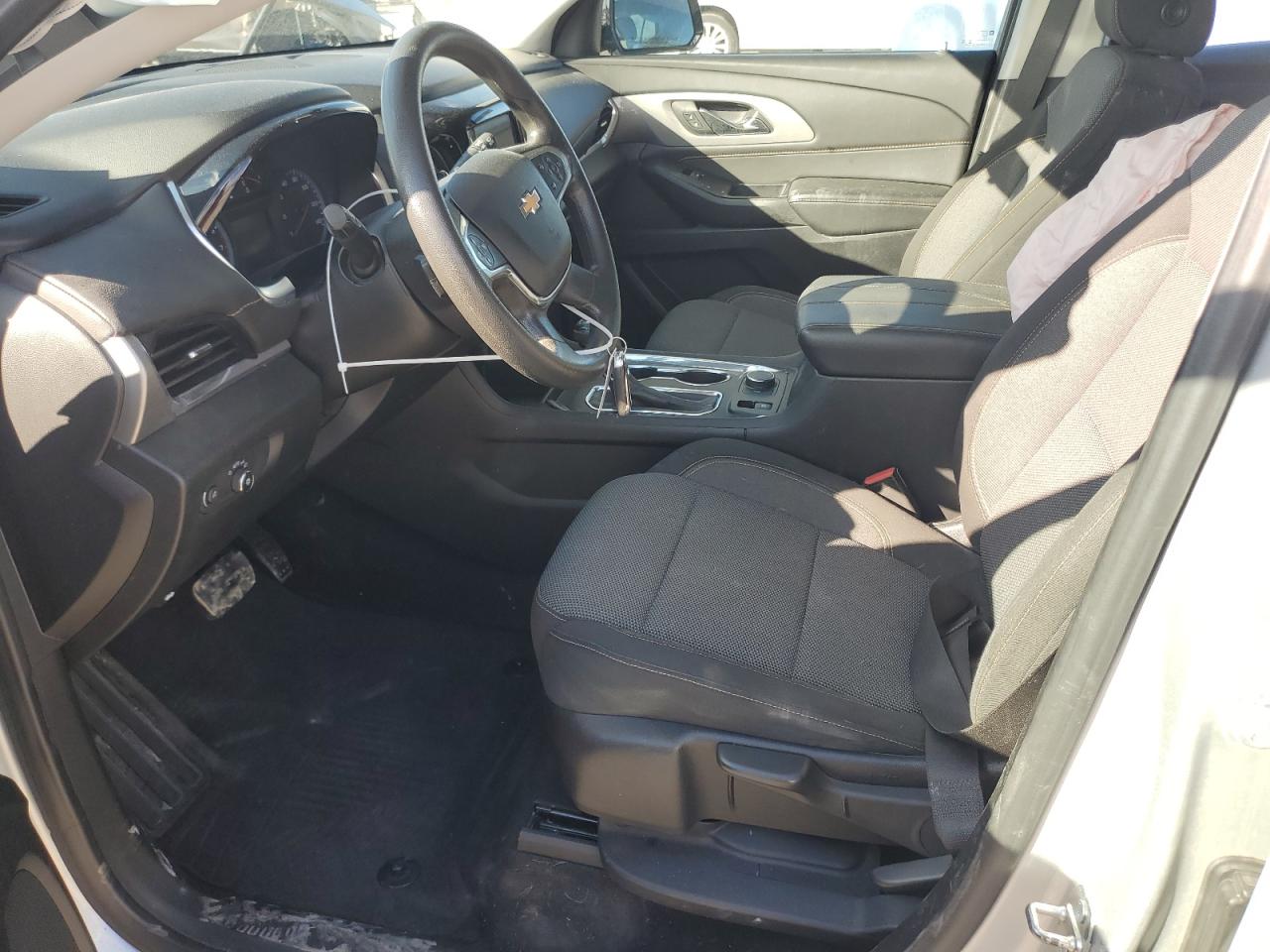 CHEVROLET TRAVERSE LS