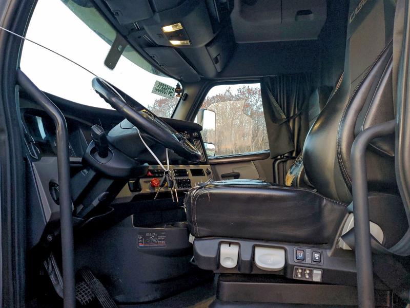 2019 FREIGHTLINER CASCADIA 1 #3296890877