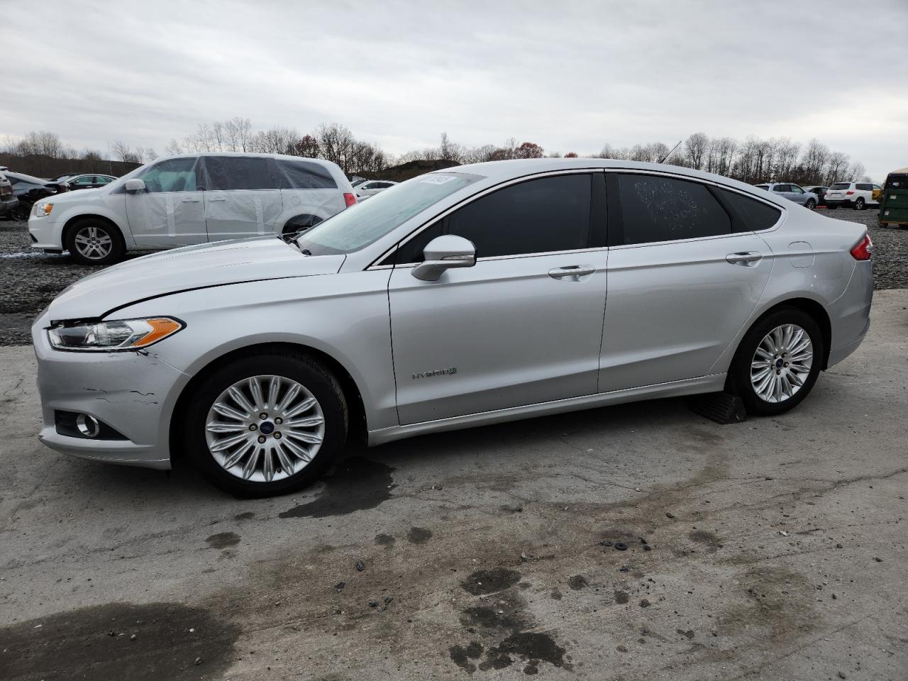 FORD FUSION SE HYBRID