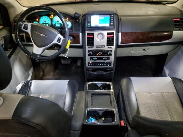 2010 CHRYSLER TOWN & COU #3287662050