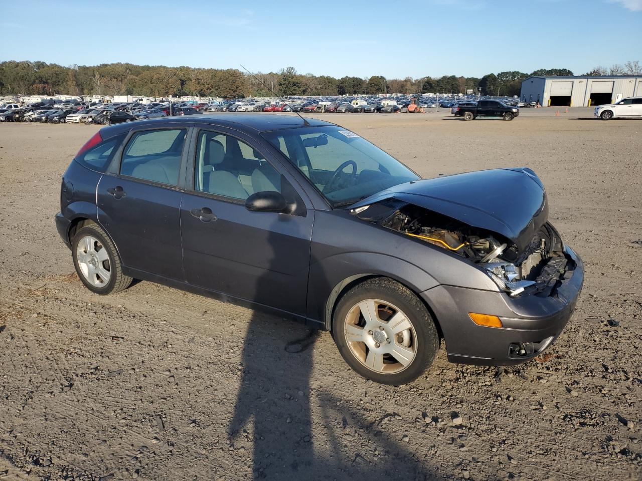 Lot #3296222441 2006 FORD FOCUS ZX5