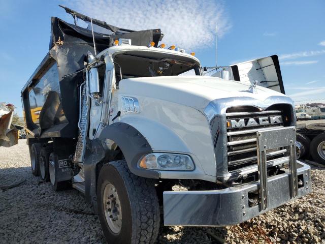 Global Auto Auctions: 2022 MACK GRANITE