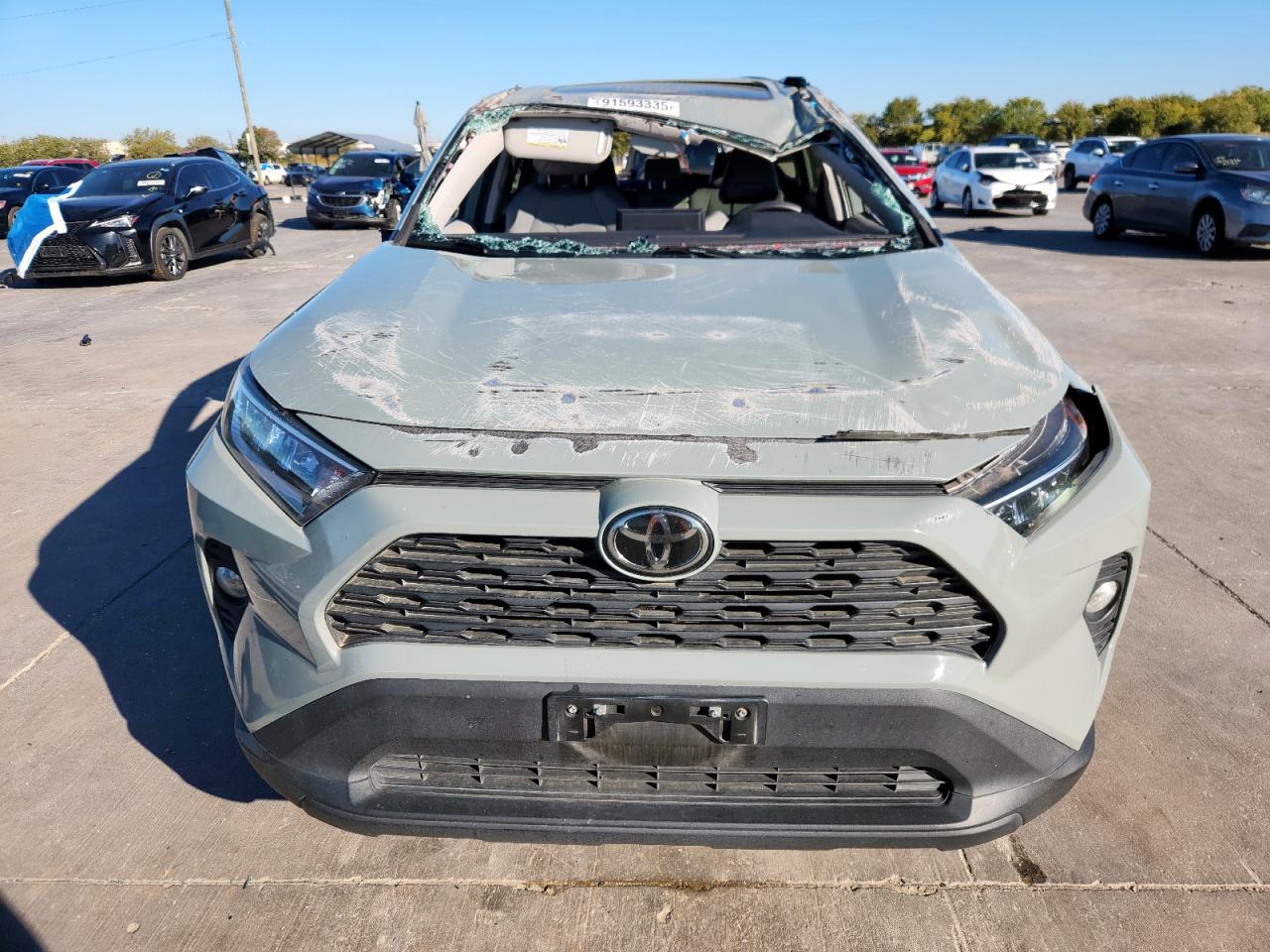 TOYOTA RAV4 XLE PREMIUM