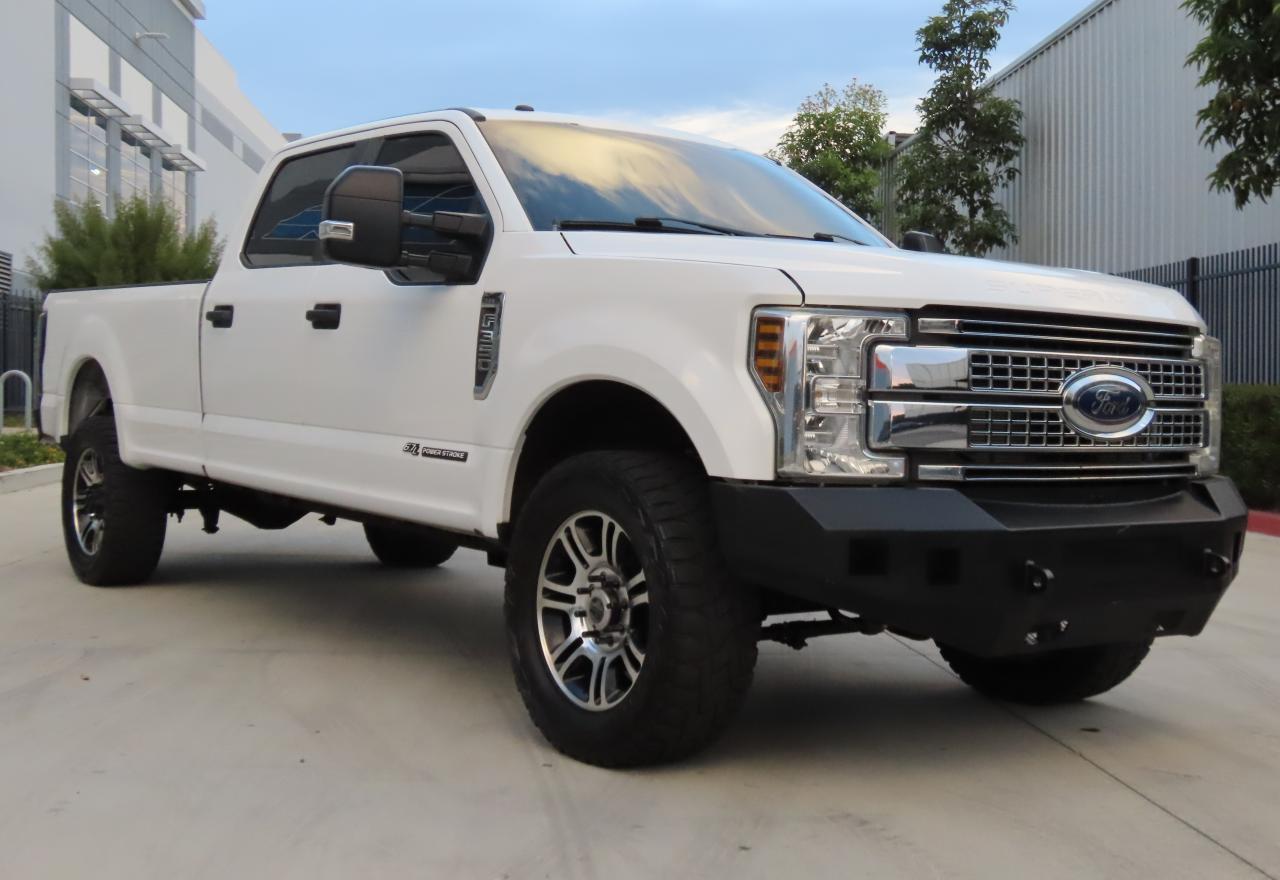 FORD F-350 SUPER DUTY