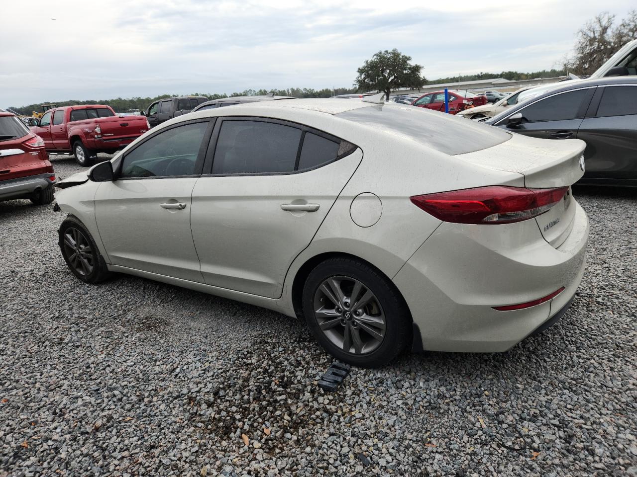 HYUNDAI ELANTRA SEL