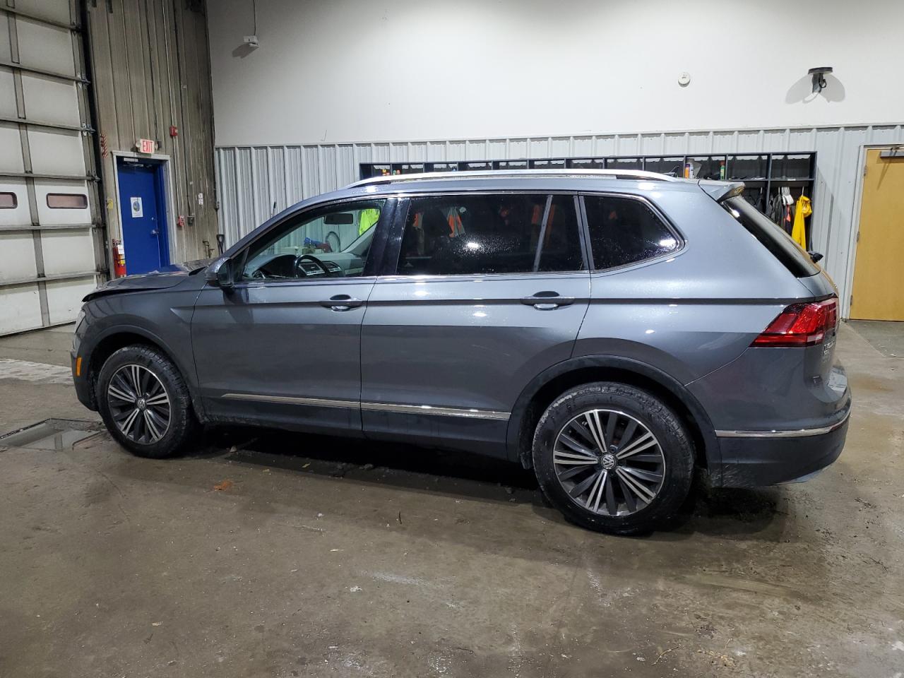 VOLKSWAGEN TIGUAN SE