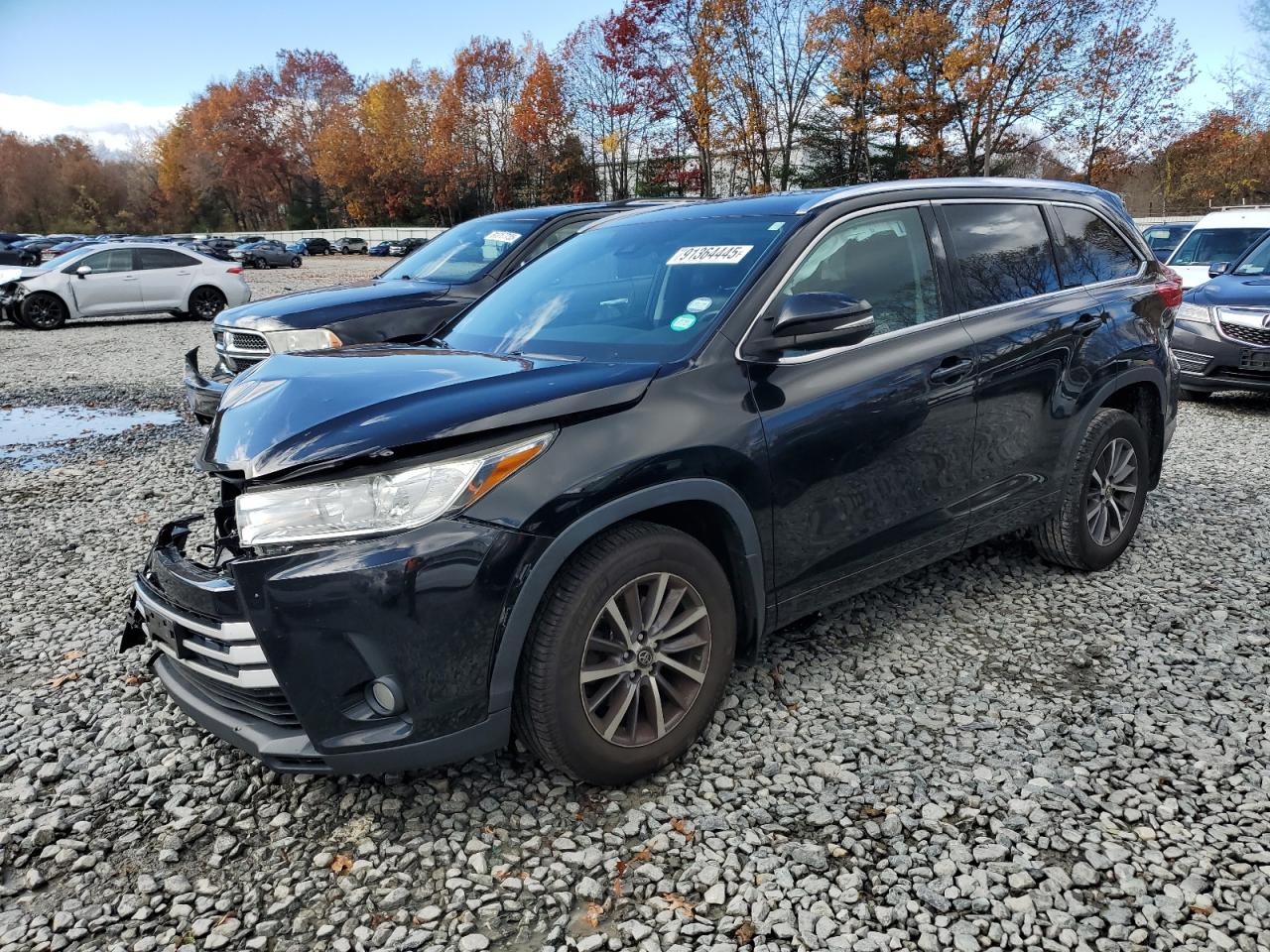 TOYOTA HIGHLANDER SE