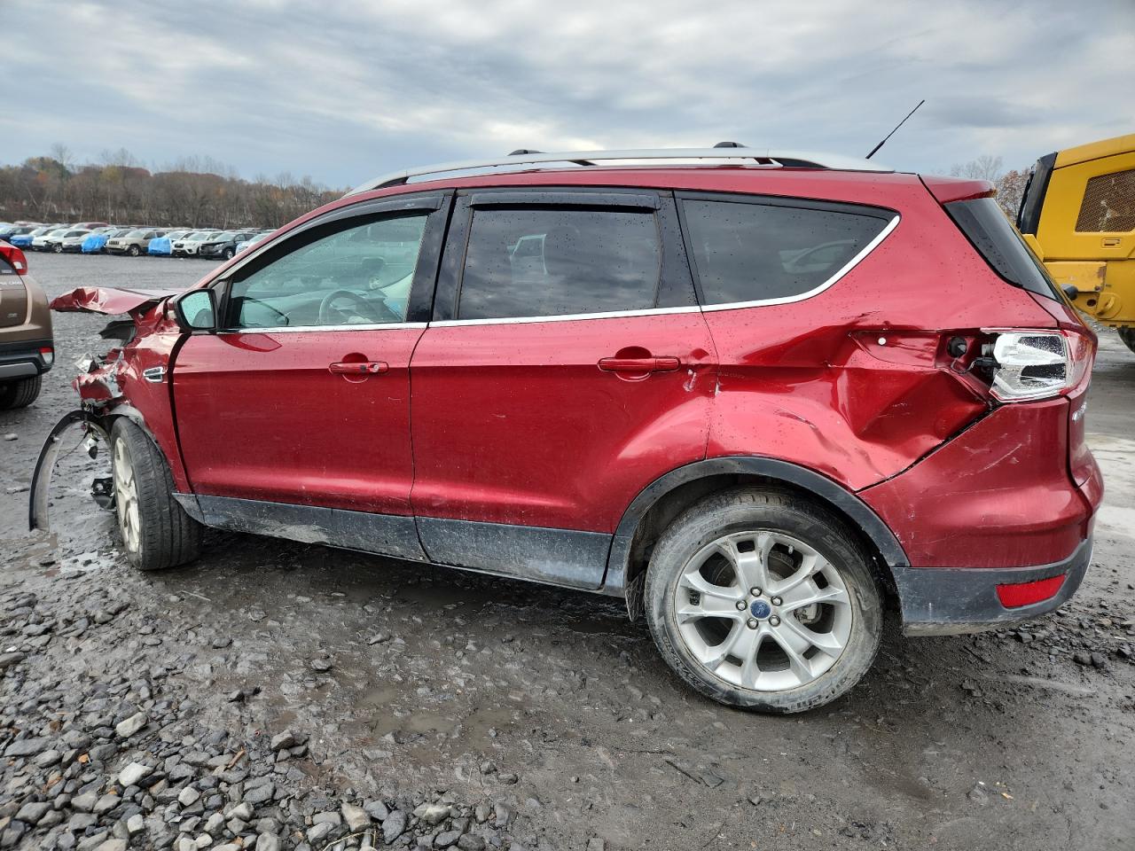 FORD ESCAPE TITANIUM