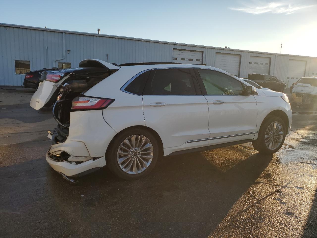 FORD EDGE TITANIUM
