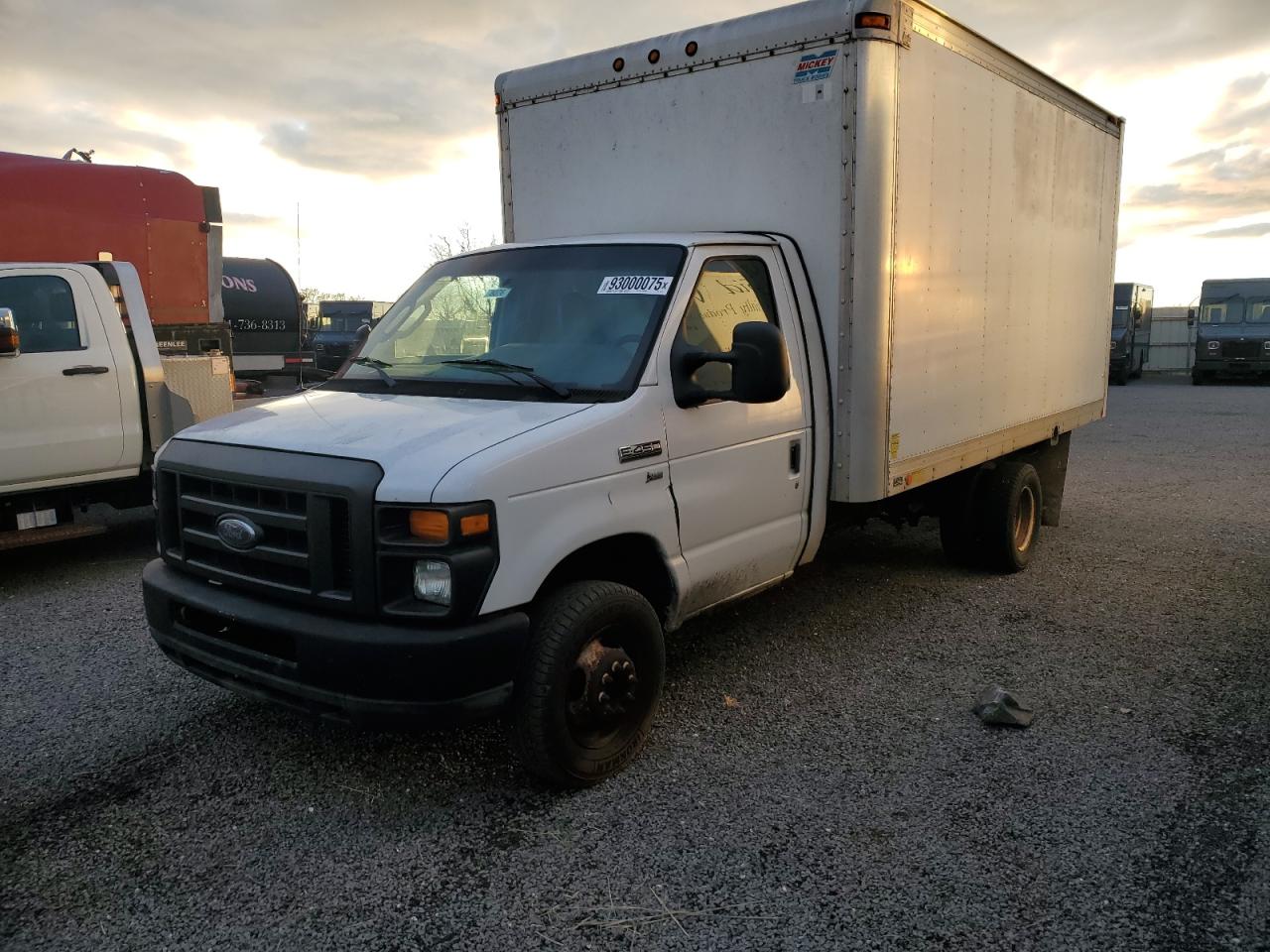 FORD ECONOLINE E450 SUPER DUTY CUTAWAY VAN