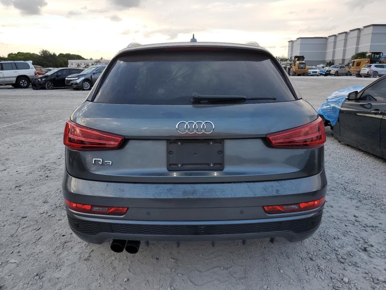 AUDI Q3 PREMIUM