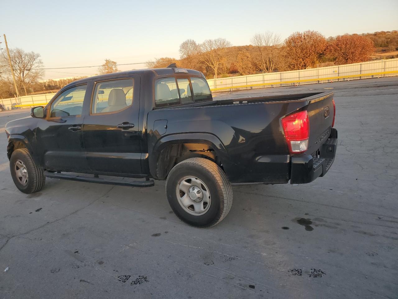 TOYOTA TACOMA DOUBLE CAB